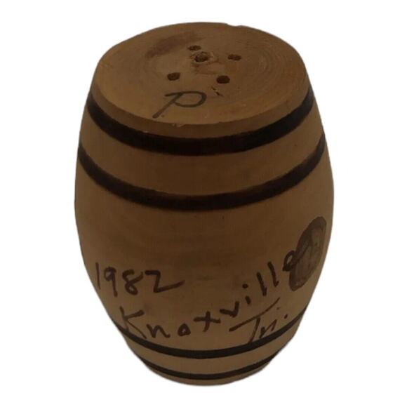 Amber Salt Pepper Shaker Glass Barrel Shape Wood Handle lot of 5 Vintage - Picture 9 of 10